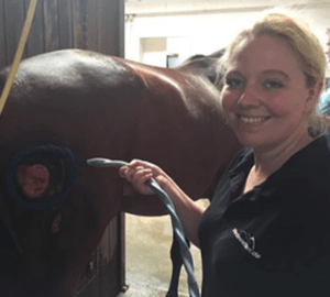 Dr. med. vet. Marie Lindinger Fachtierärztin für Pferde
